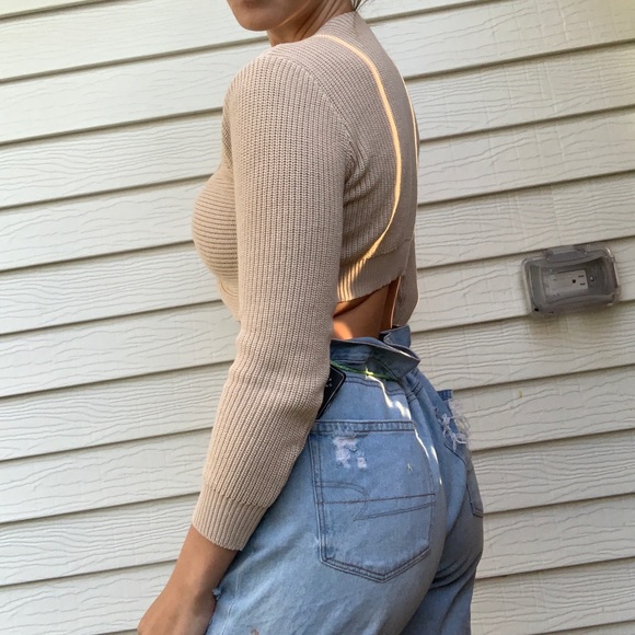 Stylish nude twist sweater - Picture 2 of 5